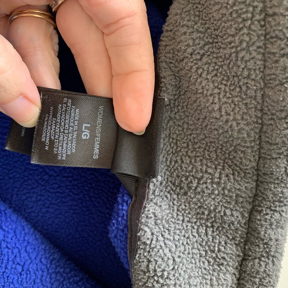 The North Face  Women's Full Zip Fleece Vest L Blue Gray Zip Pockets Warm - Picture 12 of 16